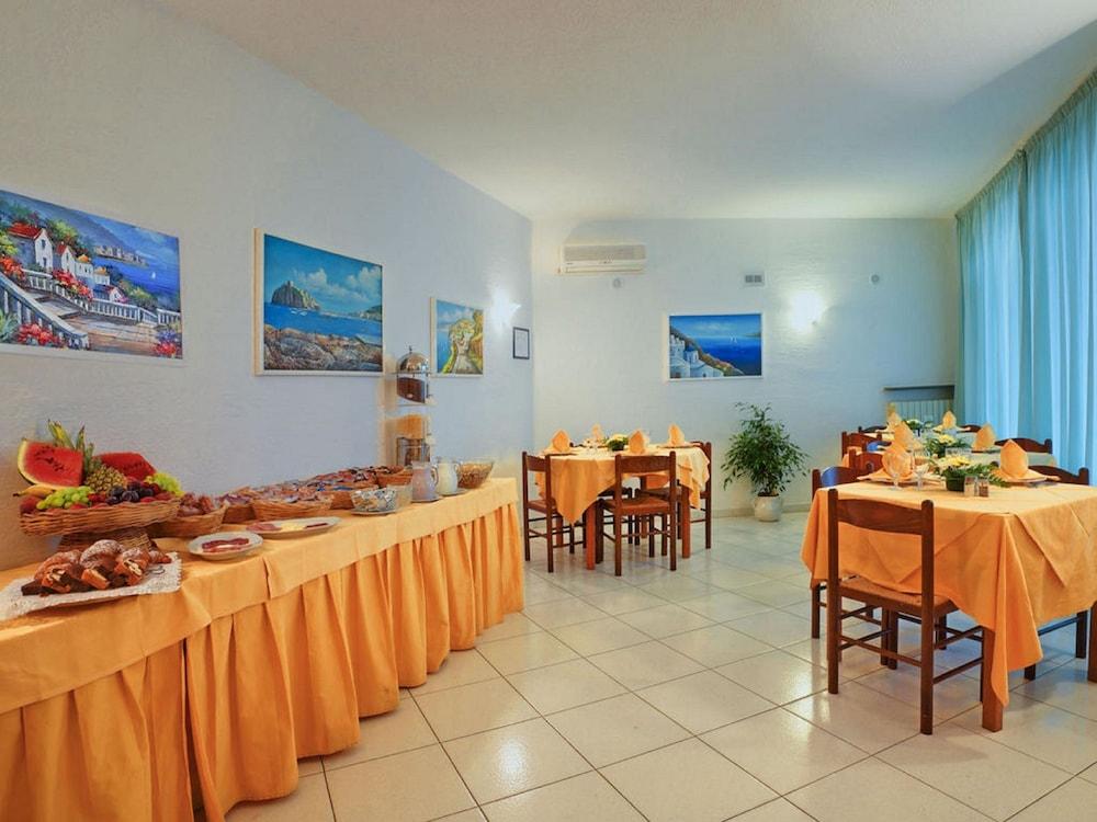 Hotel La Luna Іскія Екстер'єр фото